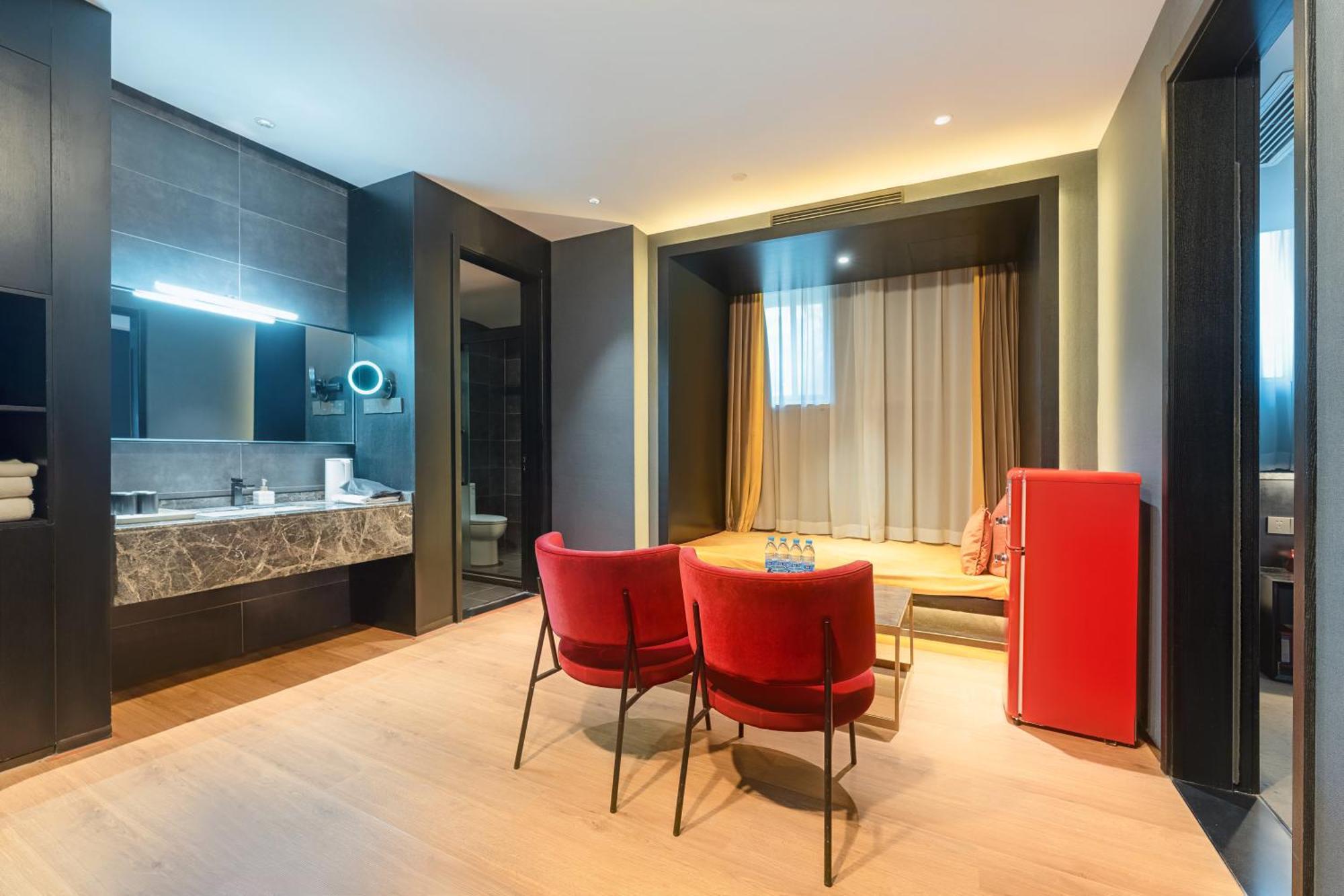 Hesu Designer Hotel & Suites -Near Xi'An Drum Tower And Yongning Gate -Free Laundry Luggage Storage -Kitty Cafe With Freshly Ground Coffee -24H Front Desk -English Service Buitenkant foto